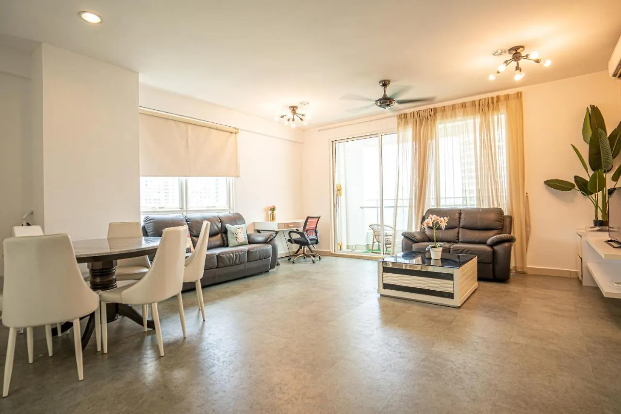 Апартаменты Seaview Mansion One Georgetown