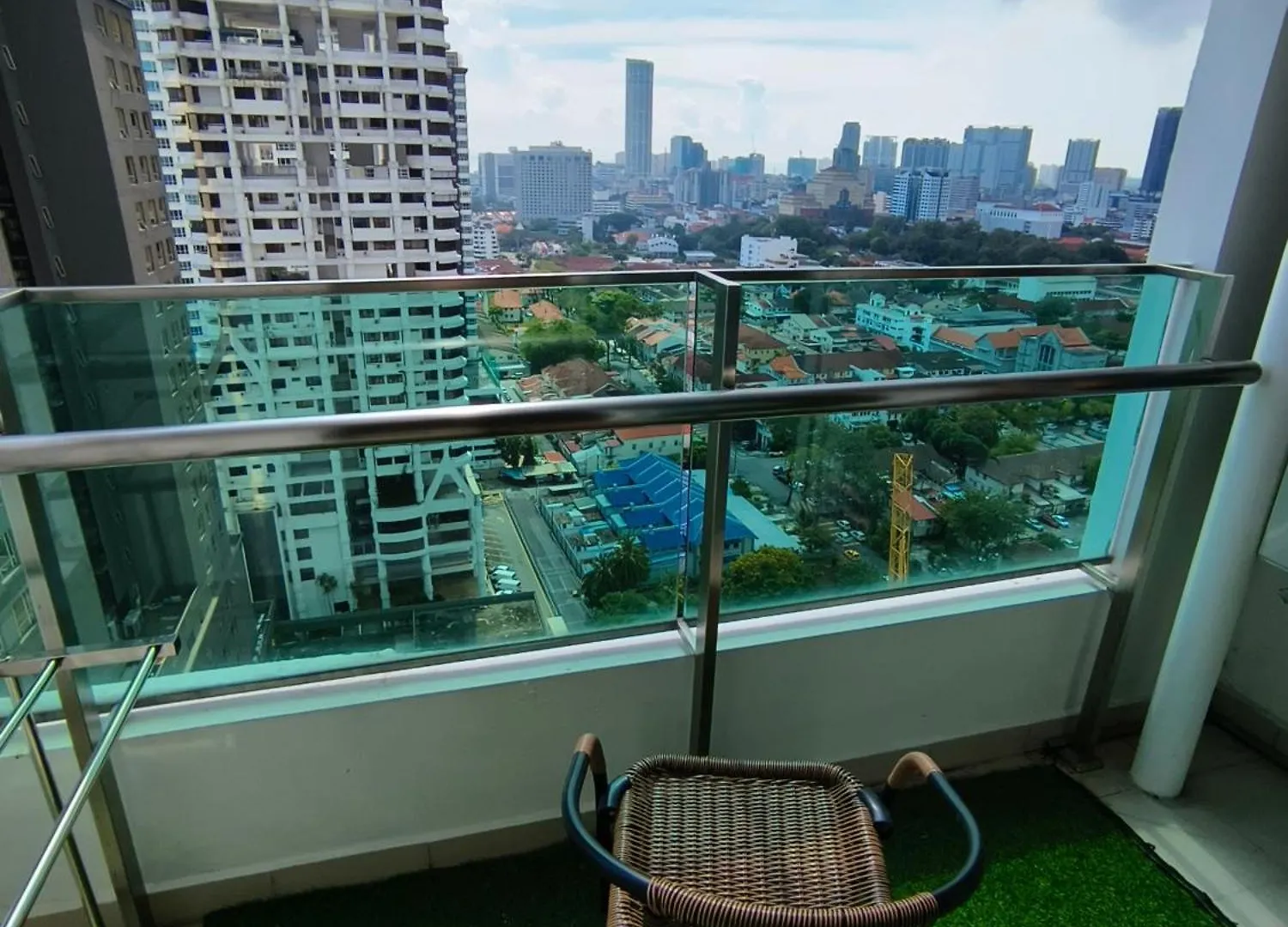 Апартаменты Seaview Mansion One Georgetown Малайзия